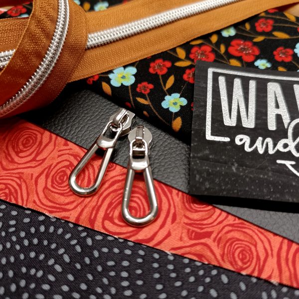 Kit Aria Voyage - Petites fleurs rouges