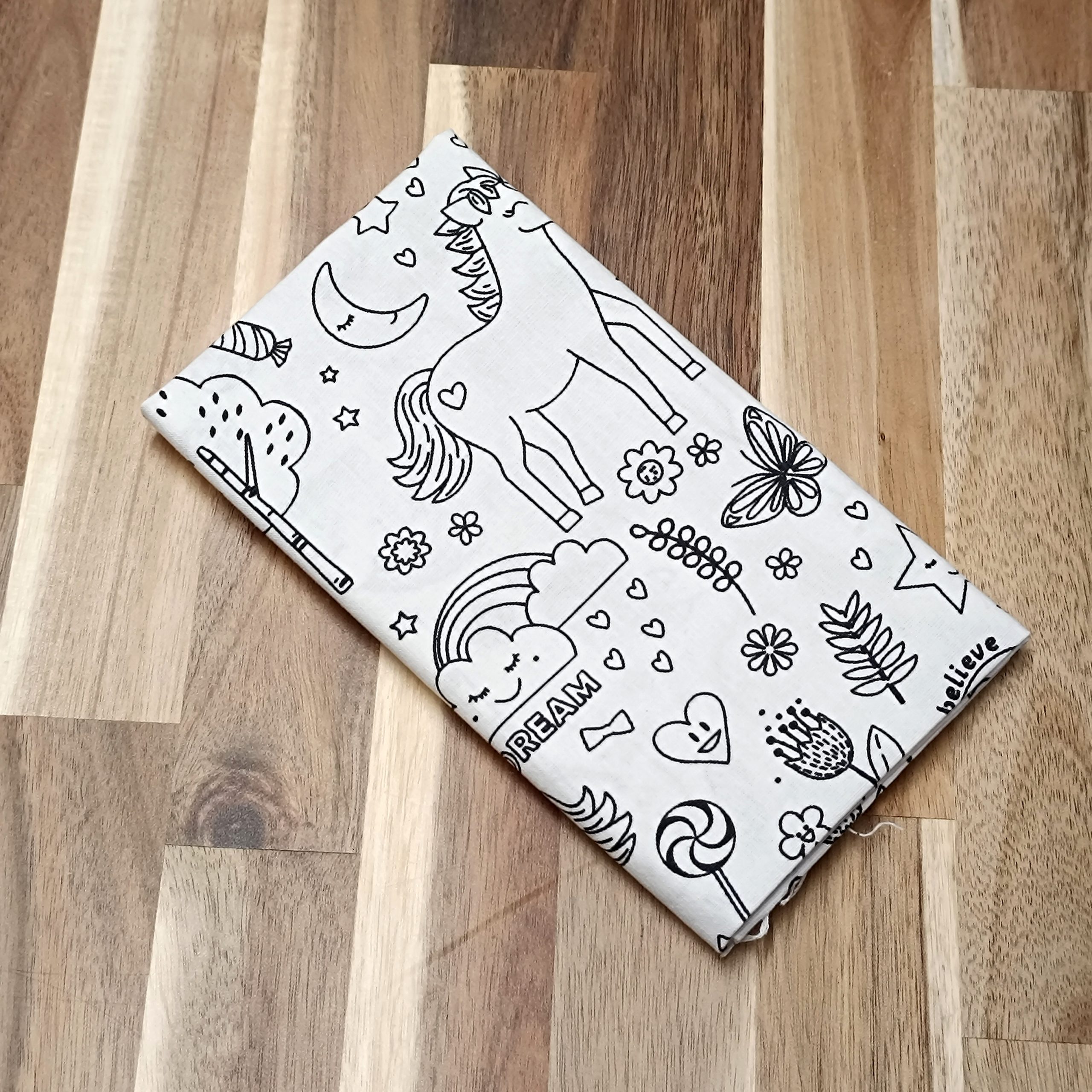 Coupon coton - Tissu à colorier licornes