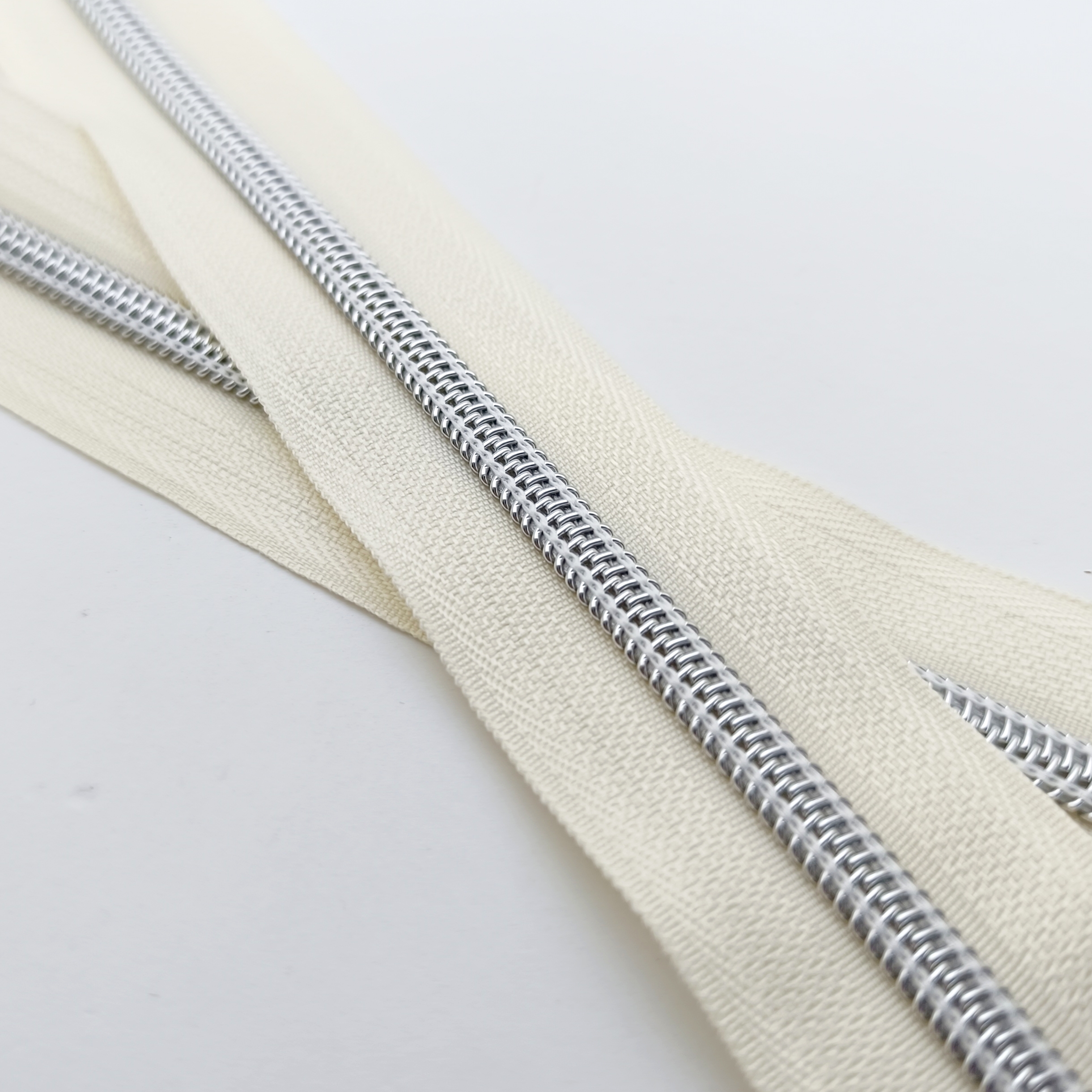 Fermeture éclair n°5 - Beige / Argent
