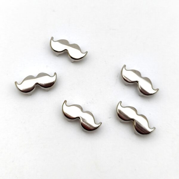 Lot de 5 rivets moustache en métal