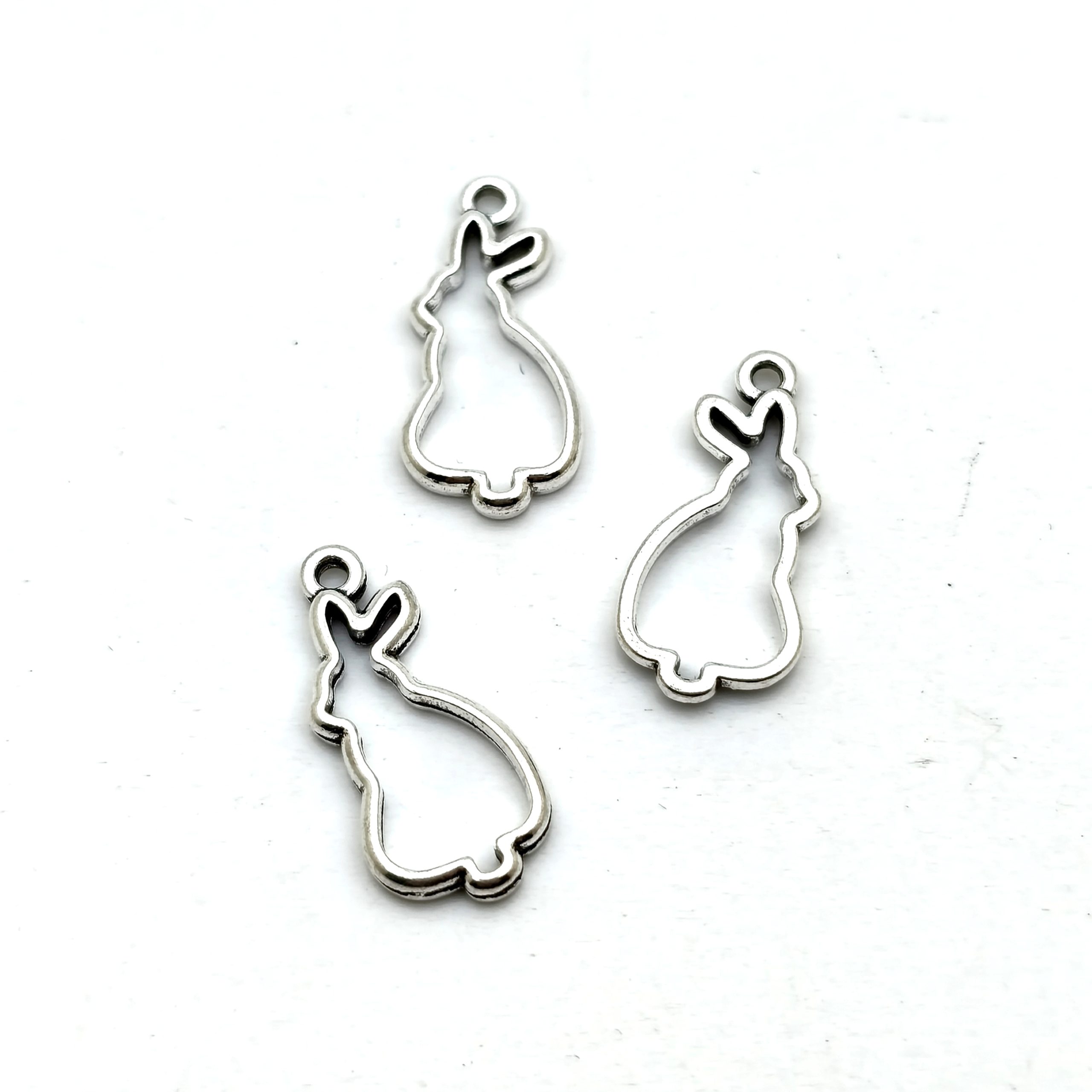 Lot de 3 petites breloques lapin